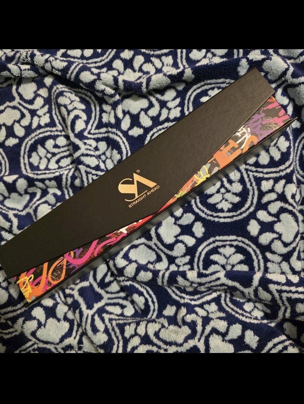 STRAIGHT AHEAD SA BIONIC PRO Hair Straightner Graffiti Style Gold Collection